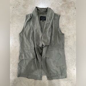 Sanctuary army green vest
